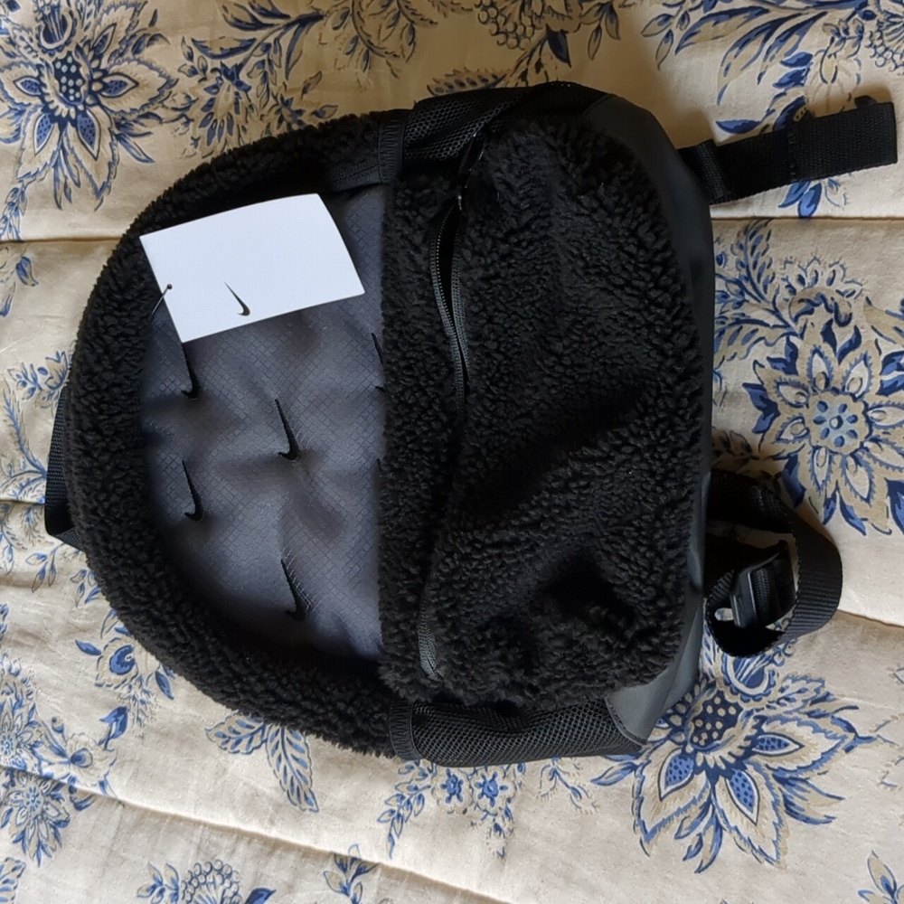 NWT Nike kids' brasilia JDI mini sherpa backpack